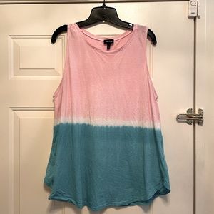 Torrid Sleeveless Top. Size 3.